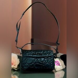 NEW LUV BETSEY💋Betsey Johnson Black Quilted Hearts Crossbody Bag 💗
